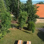 Beautiful With Garden * Balatonszepezd