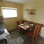 Beautiful With Garden Apartmán