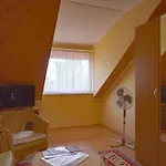 Apartmán Beautiful With Garden