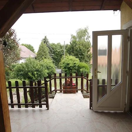 Appartement Beautiful With Garden