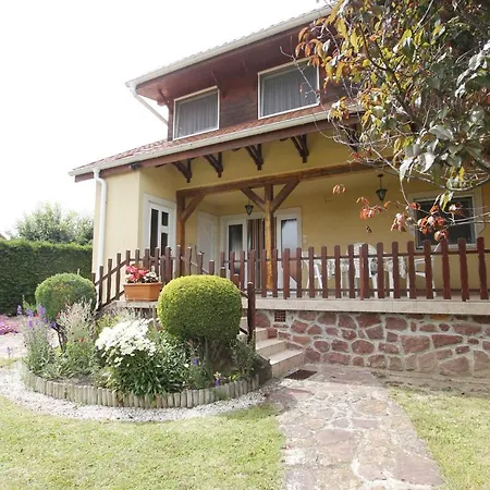 Beautiful With Garden Balatonszepezd