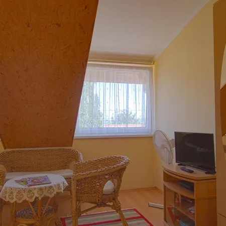 Beautiful With Garden Appartement