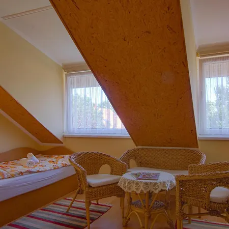 Beautiful With Garden Balatonszepezd