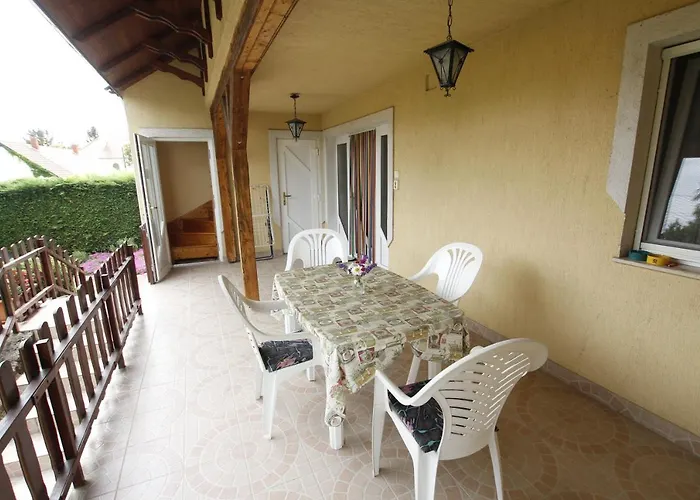 Beautiful With Garden *