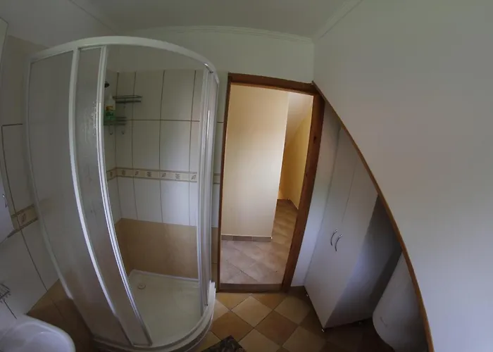 Beautiful With Garden * 벌러톤세페즈드