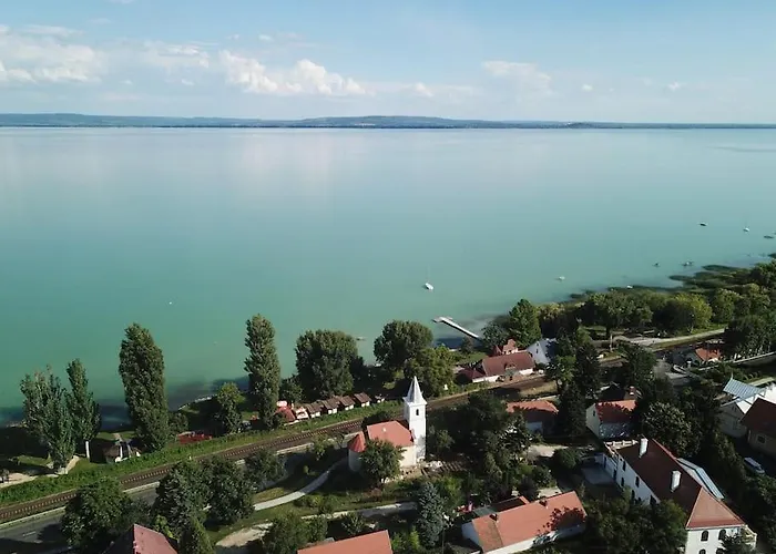 Beautiful With Garden *