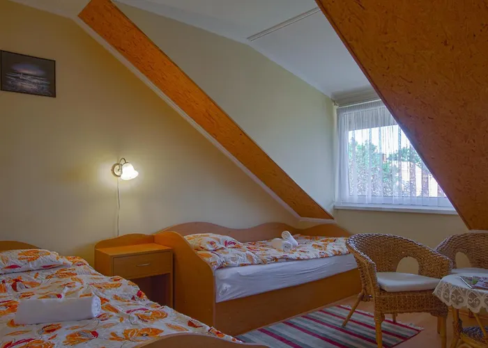 Beautiful With Garden Apartment *