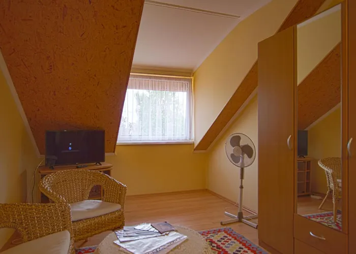 Apartment Beautiful With Garden